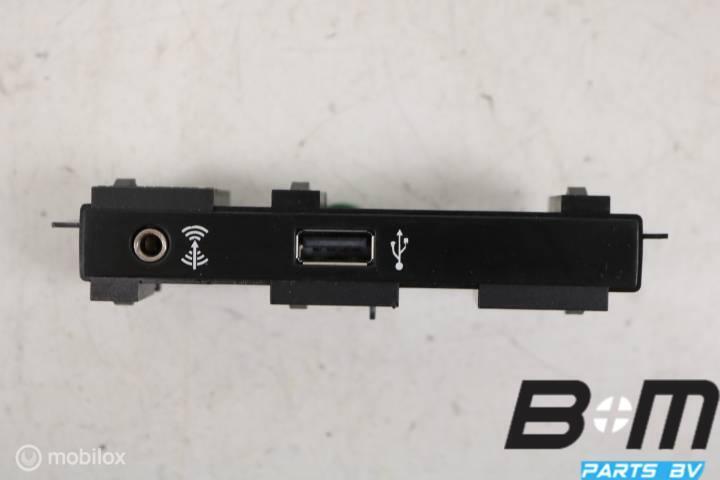 Aansluiting voor media VW Touran 5T 5TA863324B, Utilisé