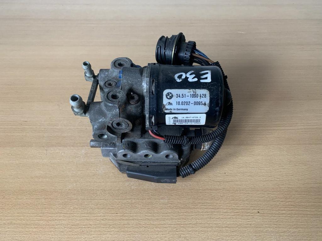 abs pomp BMW 3 serie E36 1990 - 1999  34511090428, -, Utilisé, -, Enlèvement ou Envoi