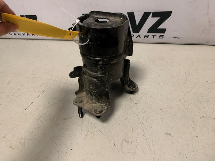 Motorsteun van een Toyota Rav-4, Gebruikt, -, -, Ophalen of Verzenden