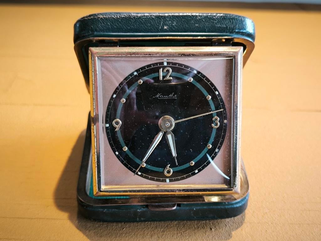 Réveil de voyage Mauthe, horloger Allemand vintage, Enlèvement ou Envoi, Utilisé, Analogique, Réveil ou Horloge