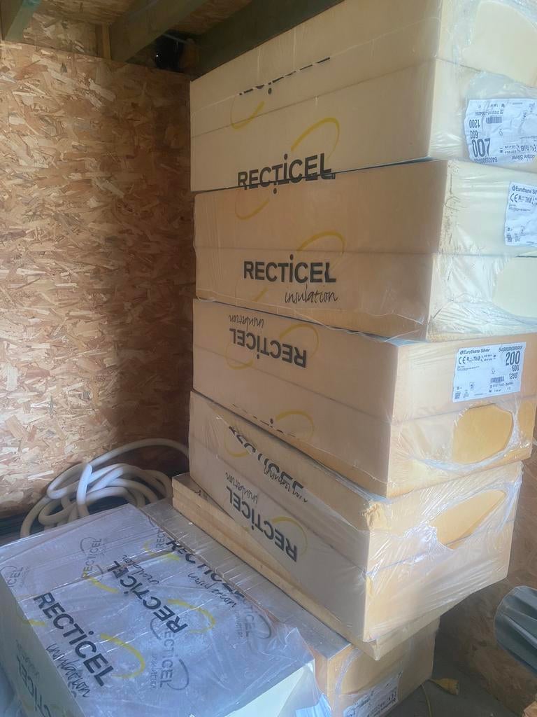 Recitel isolatie 200mm dik, 6 pakken van 1,44m2, Bricolage & Construction, Isolation & Étanchéité, Isolation de toiture, Comme neuf