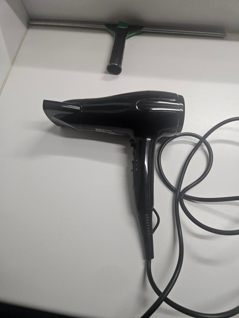 Sèche-cheveux, fer à lisser, peigne électrique voir photos, Enlèvement