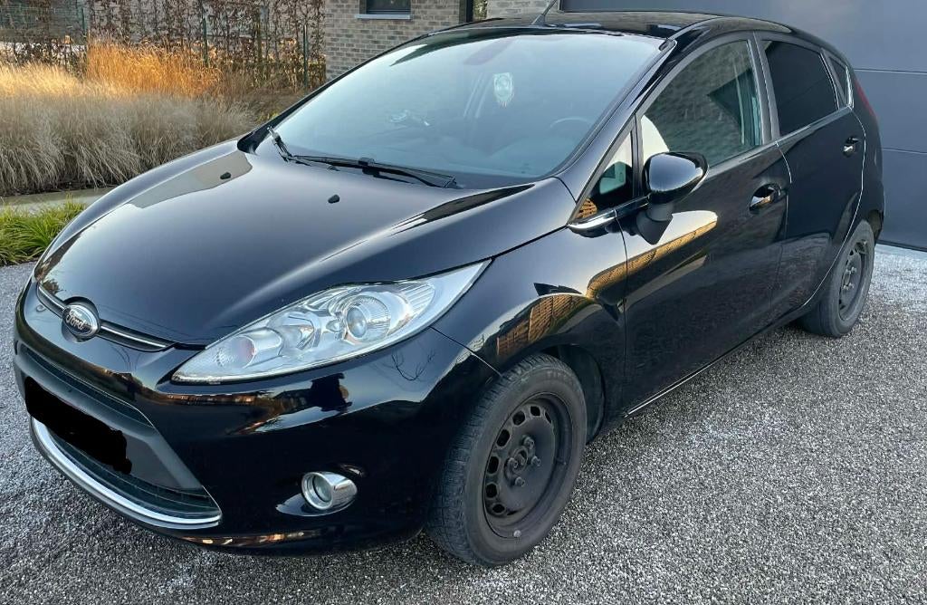 Ford Fiesta 1.6 TDCi (Titanium), Auto's, Euro 5, Stof, Zwart, Particulier