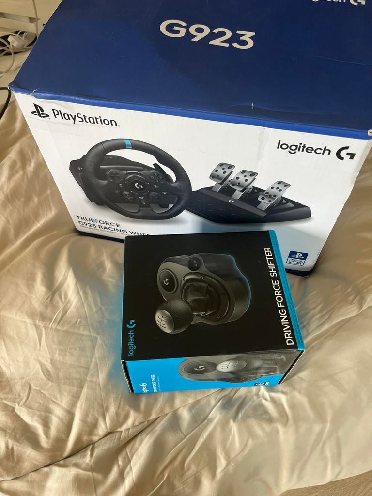 Logitech g923, Consoles de jeu & Jeux vidéo, Enlèvement, Comme neuf, Volant ou Pédales, PlayStation 4