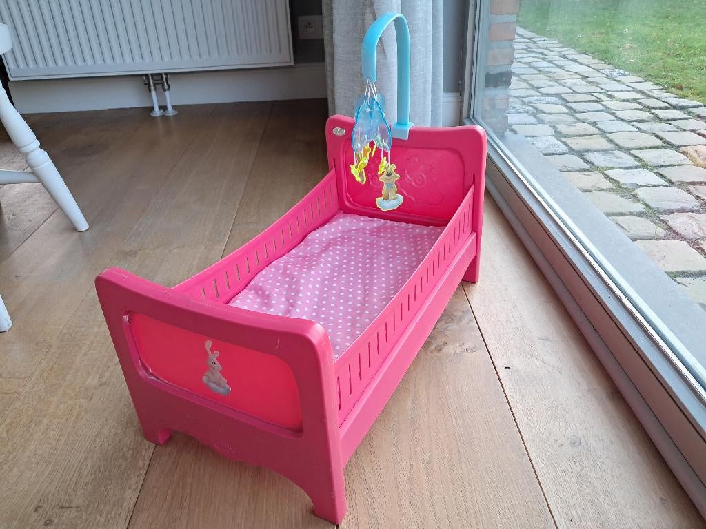 te koop : poppenbed, Enfants & Bébés, Jouets | Maisons de poupées, Enlèvement, Comme neuf
