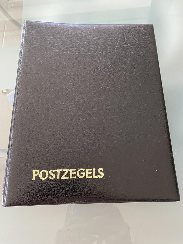 Album timbres, Timbres & Monnaies, Enlèvement ou Envoi