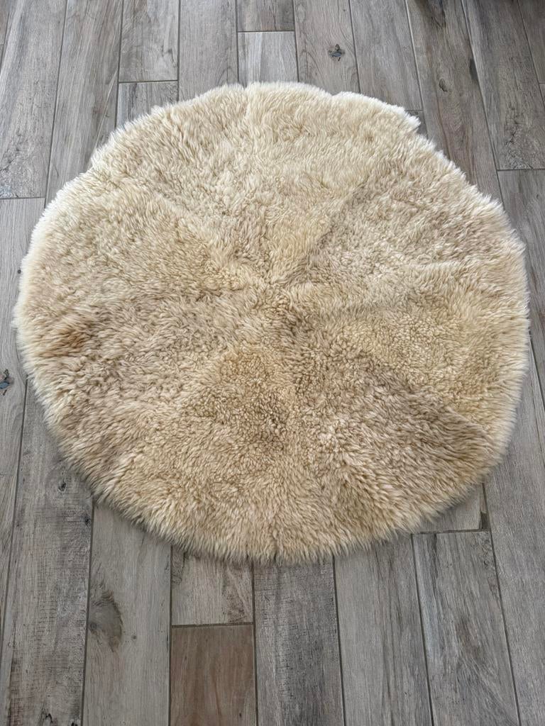 Rond schapenvel tapijt schaap, Ophalen of Verzenden, Zo goed als nieuw, Rond