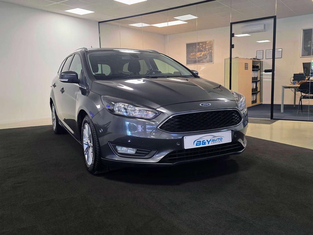 Ford Focus Focus 1.0 EcoBoost SYNC Edition (bj 2017), Gebruikt, 5 deurs, 3 cilinders, Zilver of Grijs