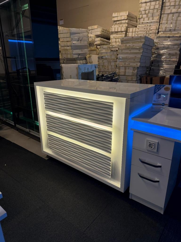 BEAU COMPTOIR 3D, Enlèvement