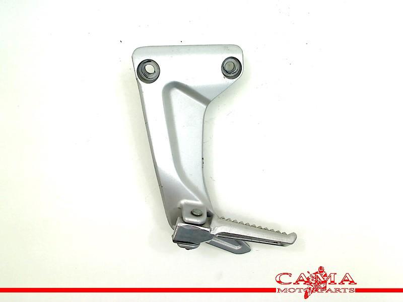 REPOSE PIEDS SUPPORT ARRIÈRE GAUCHE Honda CB1300, Dhr. S. di Majo, Utilisé, Info@cama-motorparts.nl, P.J. Troelstraweg 8 8
3144 CX  MAASSLUIS, NL