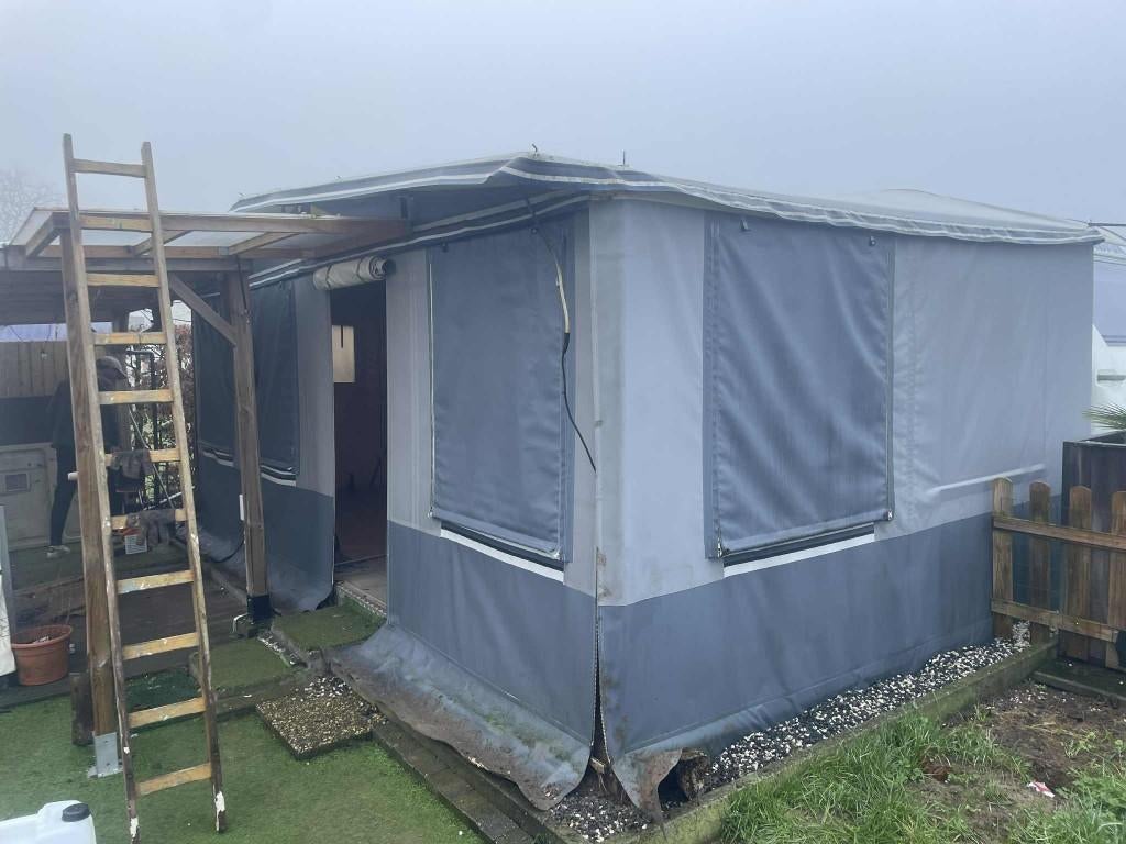 voortent vercovan omloop 11meter   900 euro, Caravans en Kamperen, Voortenten en Luifels, Ophalen, Gebruikt