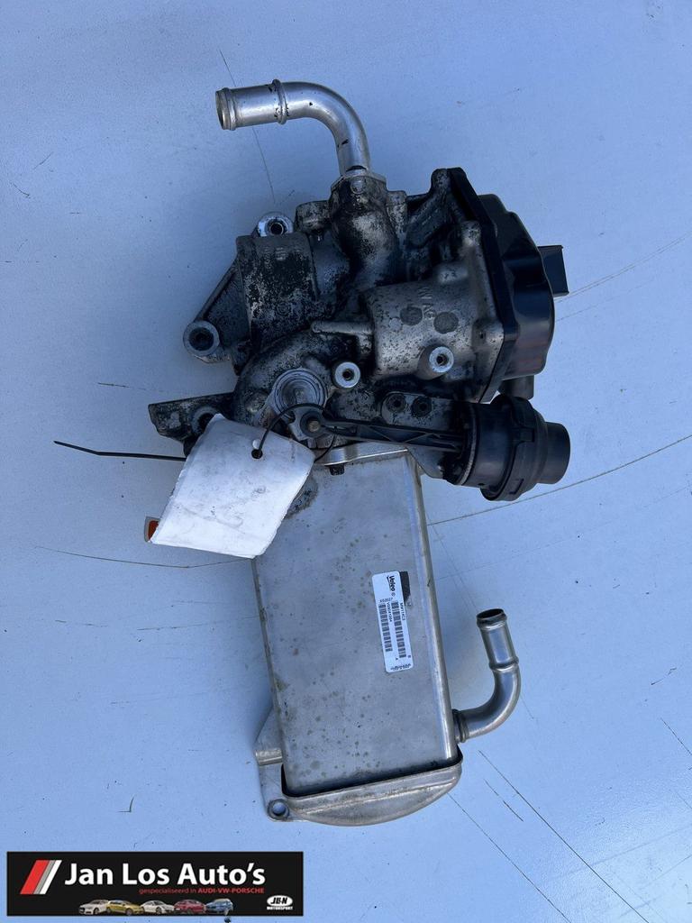 VW T5 2.0 TDi EGR Koeler, Volkswagen, -, Origine de la pièce connue, Utilisé