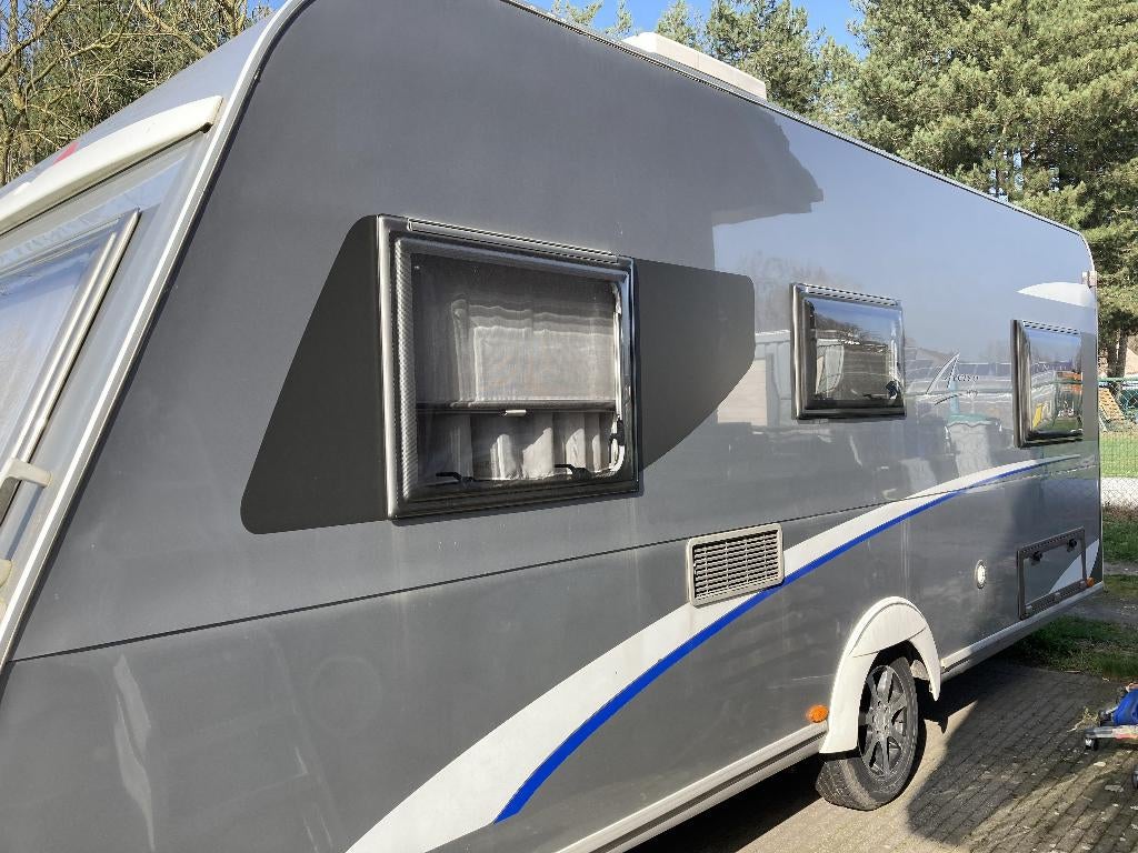 Caravan BURSTNER 465, Caravans en Kamperen, Omvormbare zithoek, Rondzit, Particulier, Bürstner