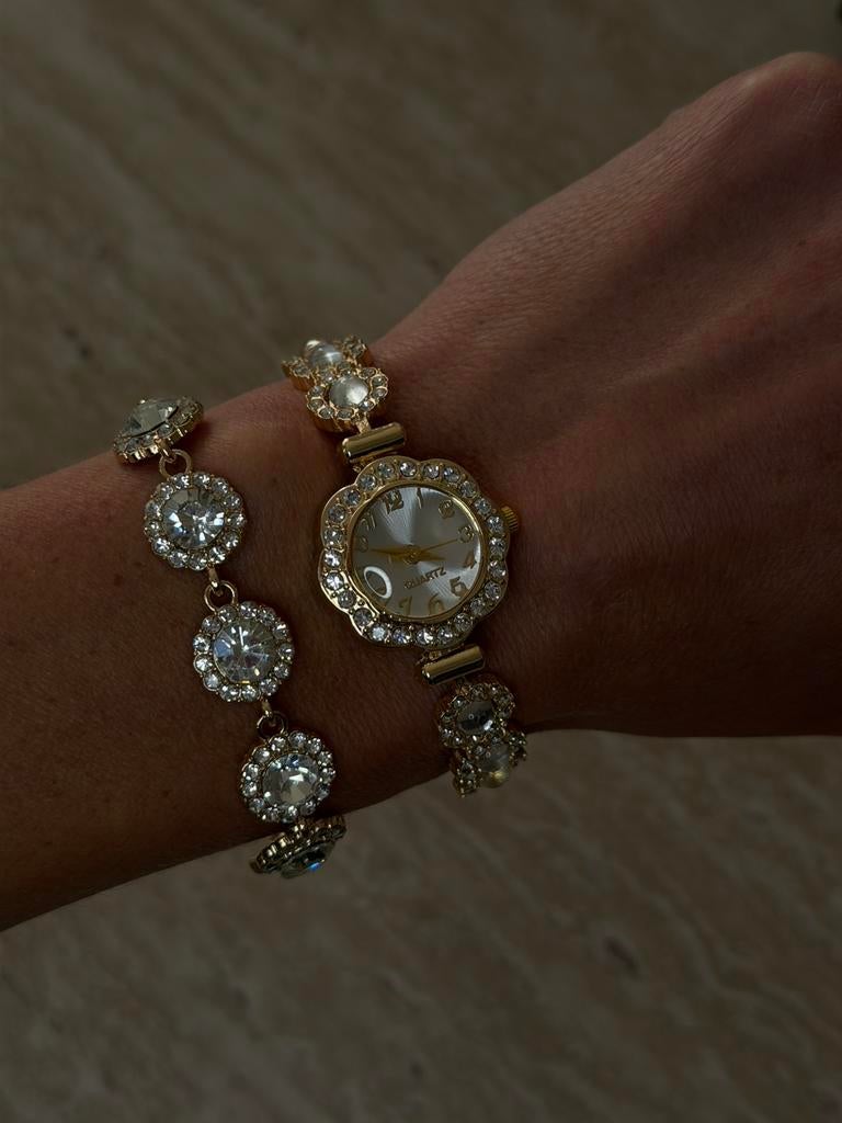 Ensemble lot montre et bracelet acier inoxydable neuf, Bijoux, Sacs & Beauté, Montres | Femmes, Autres marques, Enlèvement ou Envoi