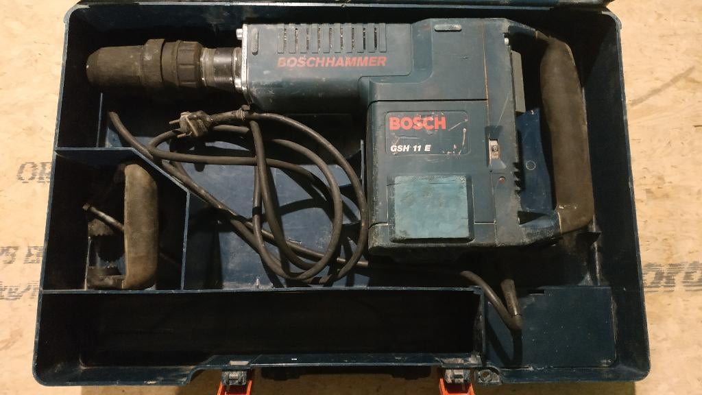 Marteau de démolition Bosch GSH 11 E, 600 watts ou plus, Enlèvement ou Envoi, Utilisé, Mécanisme de percussion