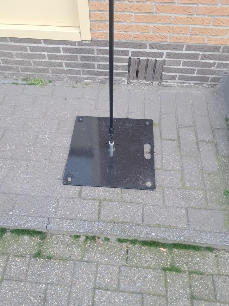 Voetplaat met stok, Ophalen