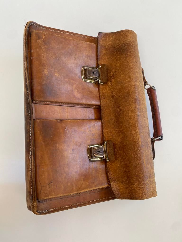 Vintage boekentas, Handtassen en Accessoires, Tassen | Schooltassen, Ophalen, Bruin, Aktetas of Boekentas, Leer