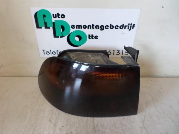 Feu arrière gauche d'un Honda Civic, Honda, -, Utilisé, -