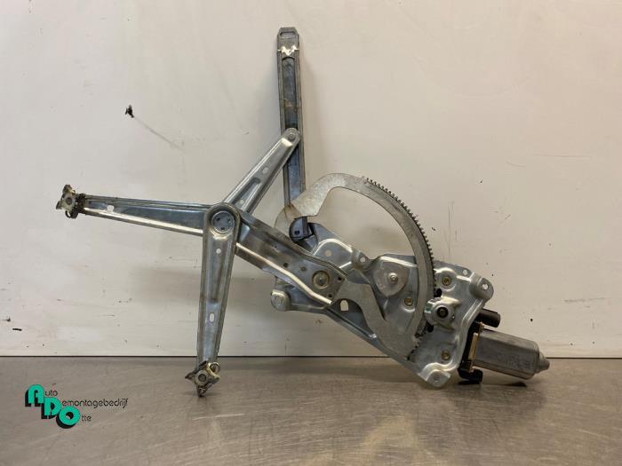 Ruitmechaniek 2Deurs links-voor van een BMW 3-Serie (3-Serie, Gebruikt, -, -, Ophalen of Verzenden