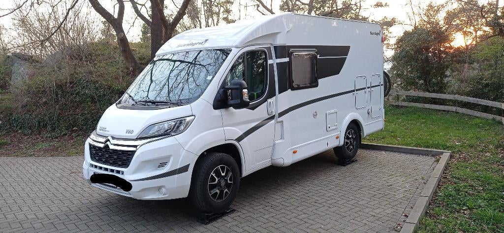 Camping Car Sunlight V60, Caravanes & Camping, Camping-cars, Particulier, jusqu'à 3, Semi-intégral, Sunlight, Autres marques, Diesel