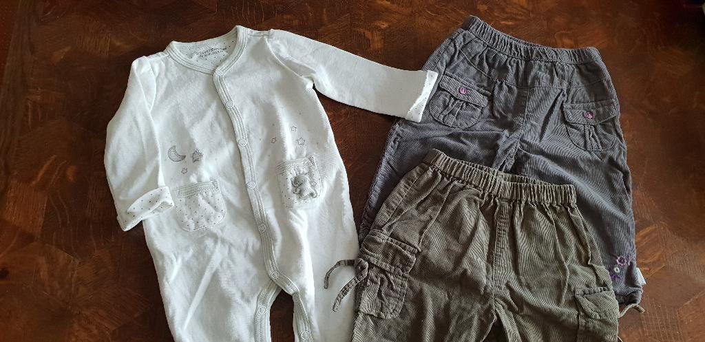 3 vêtements fille : 3-6 mois, Enfants & Bébés, Enlèvement ou Envoi, Utilisé, Fille, Pantalon
