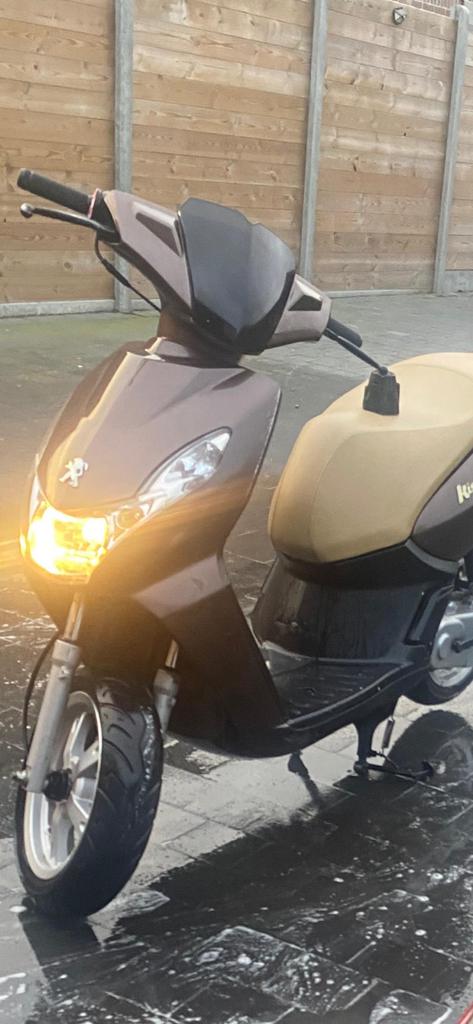 Peugeot Kisbee A klasse, Vélos & Vélomoteurs, Scooters | Peugeot, Enlèvement, Utilisé, Classe A (25 km/h), Essence