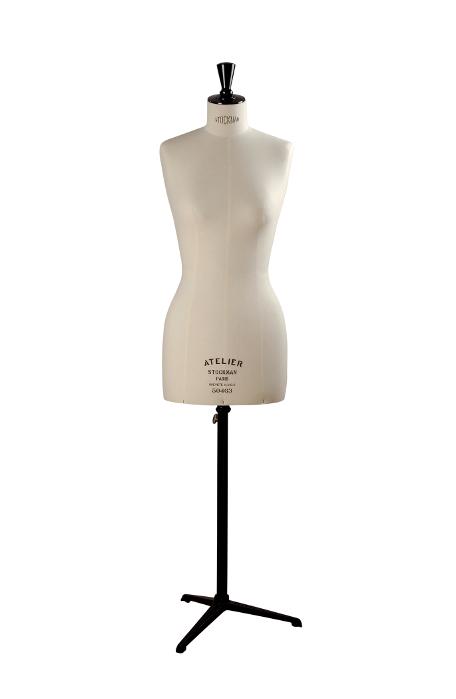 Kleermaker en naaister gezocht Oostende en omstreken., Variabele uren, Vanaf 5 jaar, Freelance of Uitzendbasis, Geschikt als bijbaan