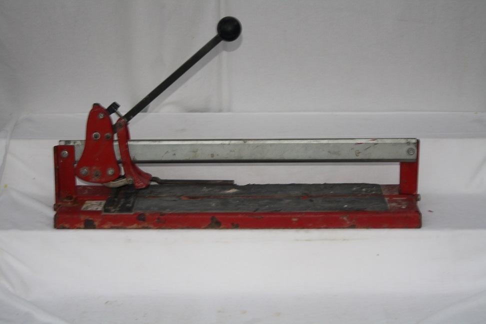 Prof. tegelsnijder Tomecanic voor tegels tot 40 cm, Ophalen of Verzenden, Gebruikt