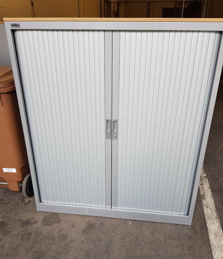 Armoire métallique professionnels Robuste