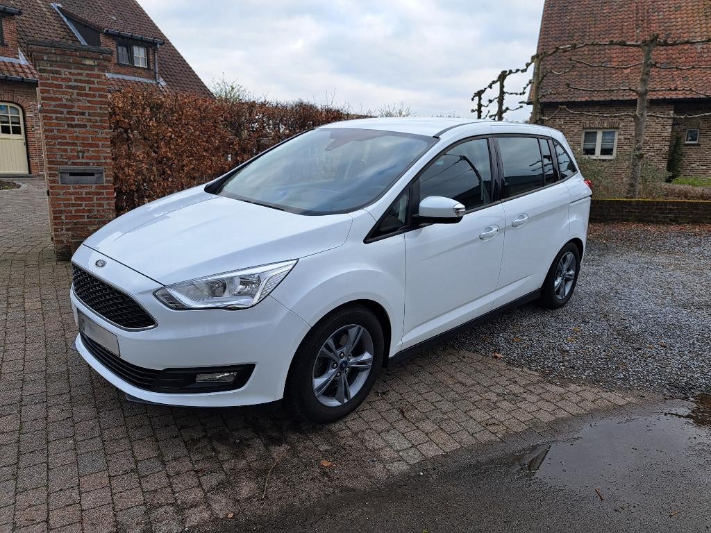 Ford Grand C-Max 1.0 Ecoboost TREND, 125ch, 2016, Achat, Euro 6, Boîte manuelle, Entretenue par le concessionnaire