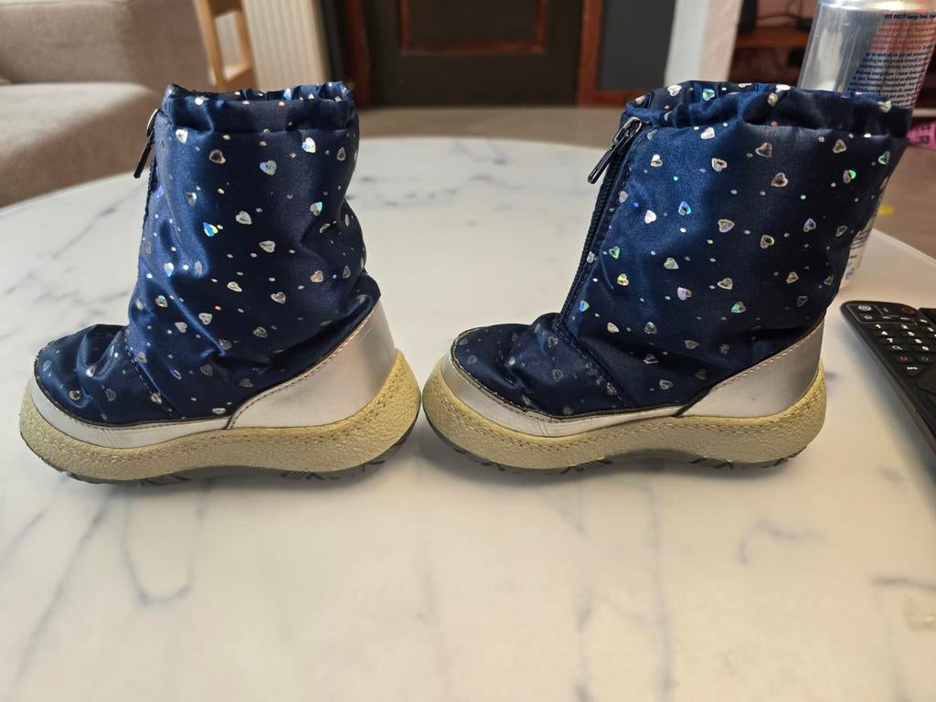 Bottes d’hiver fille bleu marine cœurs irisés fourrées, Bottes, Enlèvement ou Envoi, Utilisé, Wsb