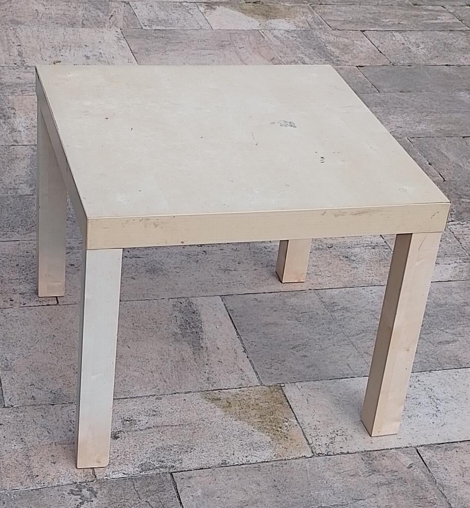 GRATIS, te pimpen Ikea tafeltje, Huis en Inrichting, Ophalen