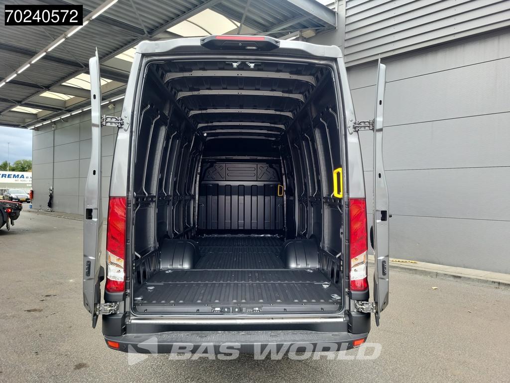 Iveco Daily 35C18 BPM VRIJ! 3.0L Automaat L3H2 180PK Dubbell, Auto's, Bestelwagens en Lichte vracht, Automaat, Stof, Euro 6, 4 cilinders