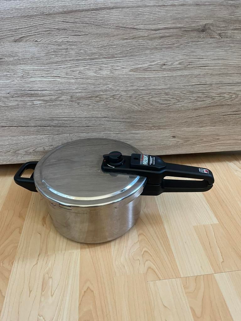 Autocuiseur, Maison & Meubles, Enlèvement, Comme neuf