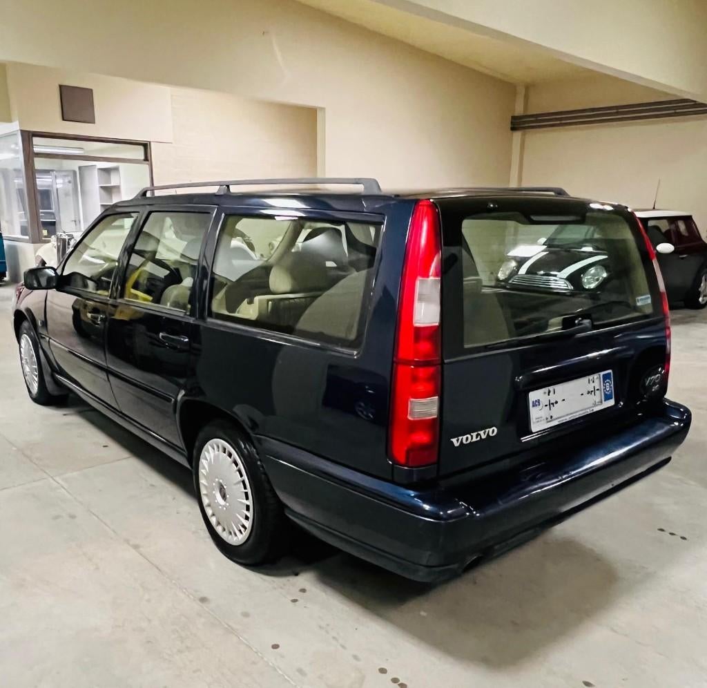 Volvo V70 2.0i, Autos, Volvo, Euro 2, Achat, Entreprise, Boîte manuelle