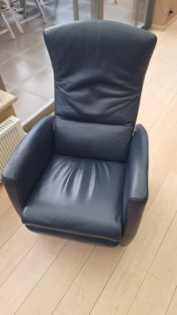 Set zetels Jori, Enlèvement