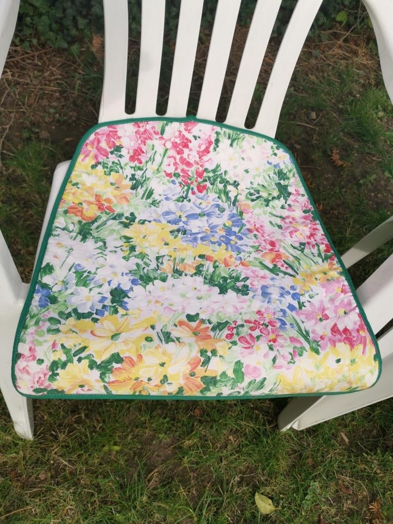 4 Galettes de chaises fleuries pour sièges de jardin, Enlèvement ou Envoi, Comme neuf