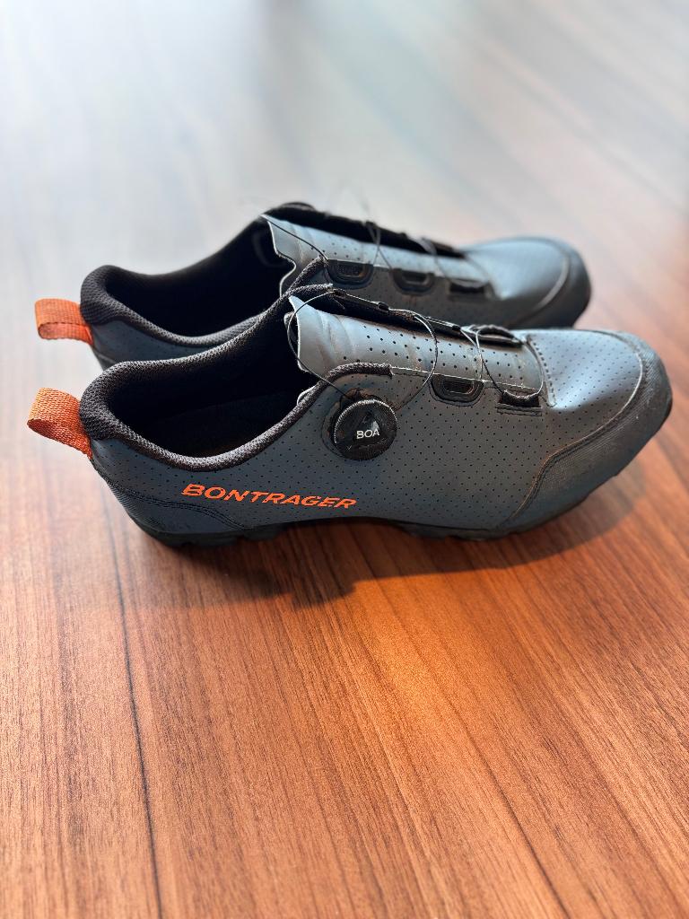 Bontrager evoke 43, Vélos & Vélomoteurs, Accessoires vélo | Vêtements de cyclisme, Comme neuf, Bontrager, Chaussures, Enlèvement