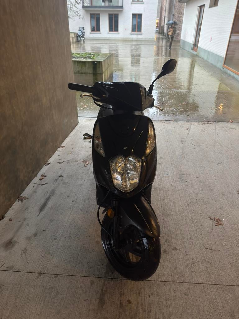 Scooter a-klasse, Fietsen en Brommers, Ophalen, Gebruikt, Benzine