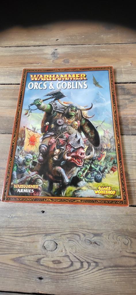 Warhammer 7th Orcs&Goblins Army Book, Ophalen of Verzenden, Zo goed als nieuw, Warhammer, Boek of Catalogus