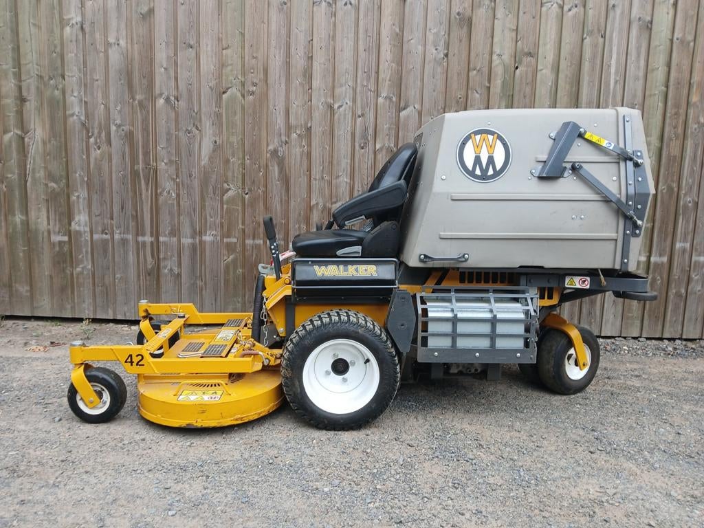 Walker MT27I, Tuin en Terras, Zitmaaiers, Ophalen, Zo goed als nieuw