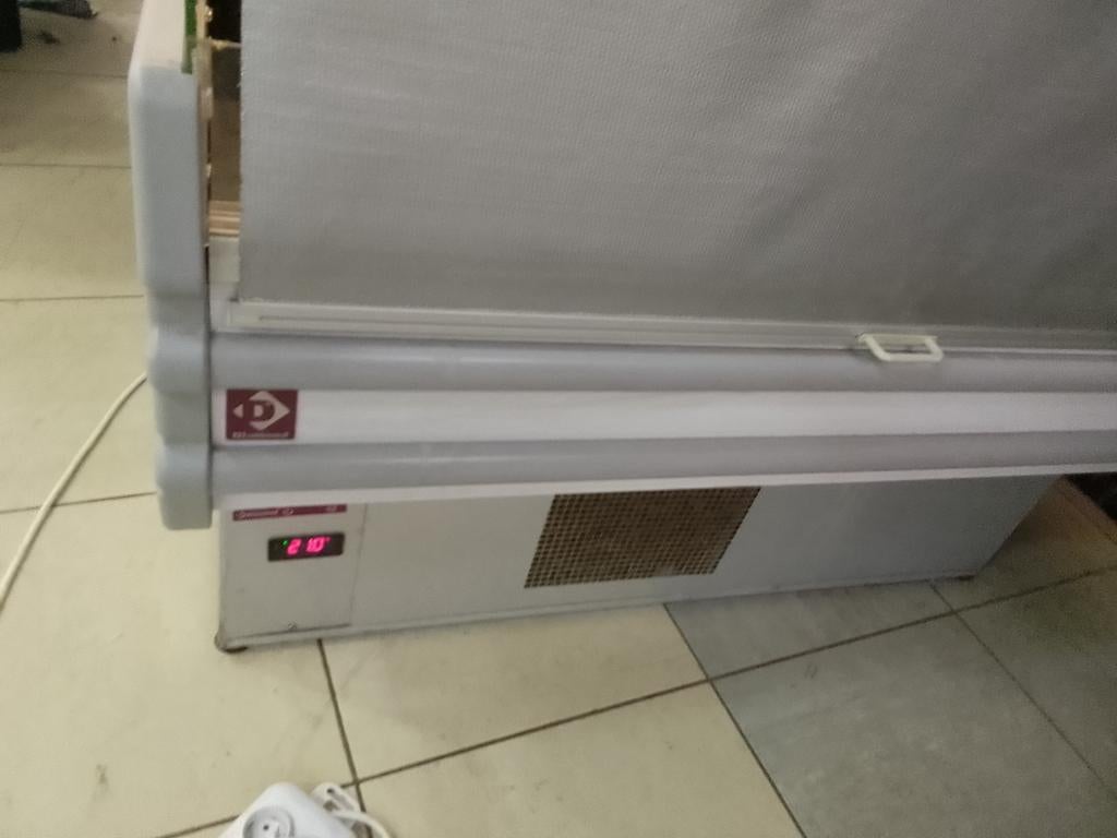 Présentoir frigorifique pour boisson 4 rayonnage, Articles professionnels, Enlèvement