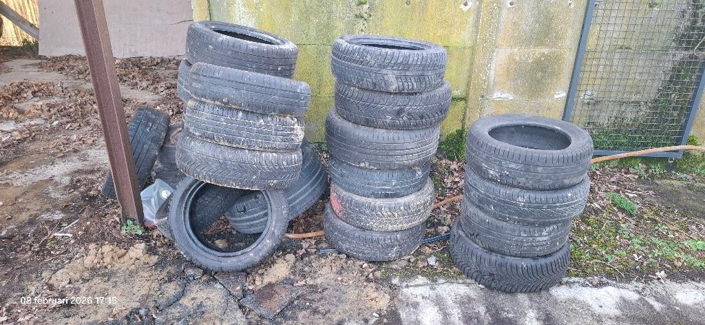 Pneus gratuits de différentes tailles, Enlèvement, Utilisé