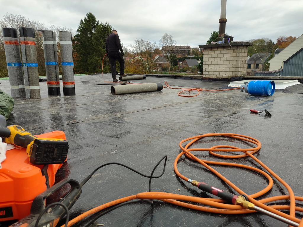 Renovation et entretien toiture ,roofing