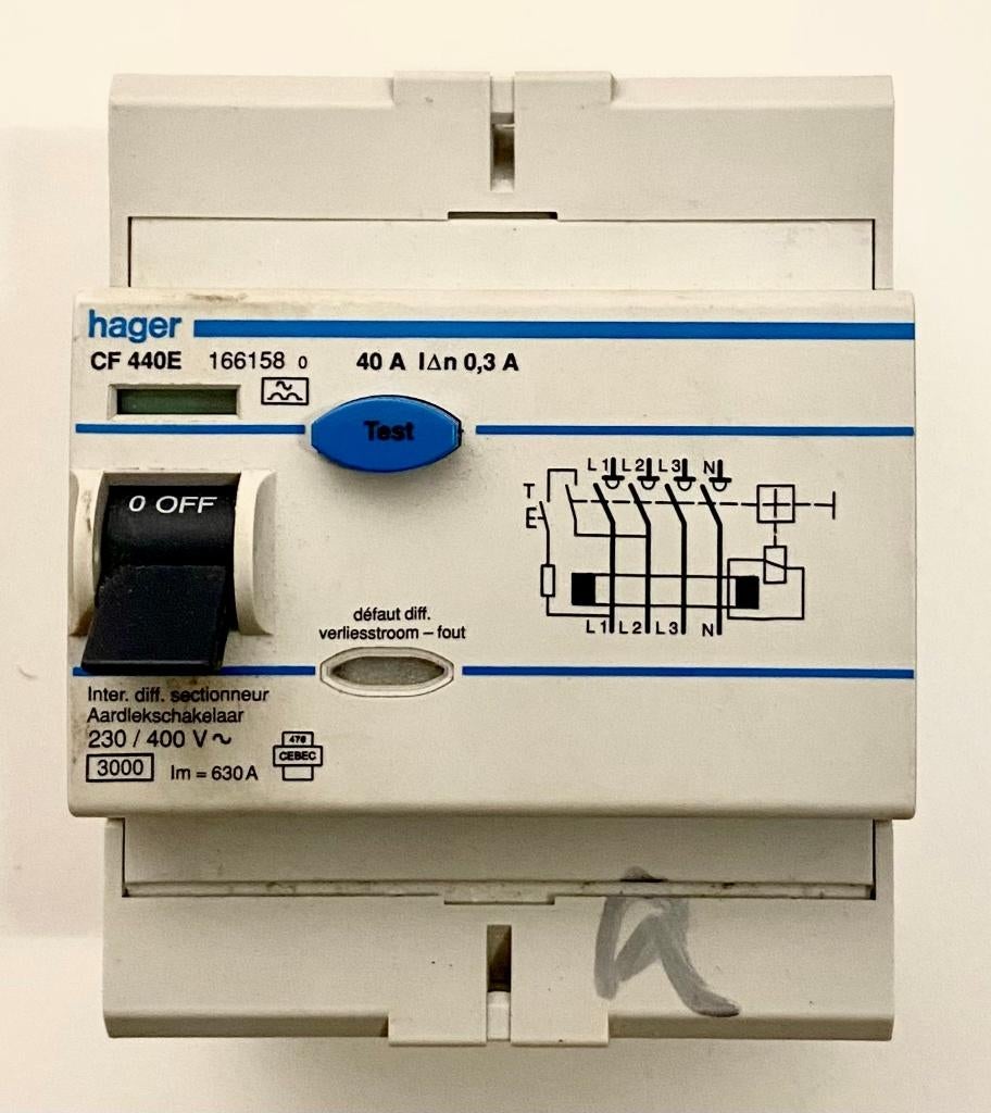 Hager CF 440E verliesstroomschakelaar 40A - 4P, Ophalen of Verzenden, Gebruikt, Overige typen