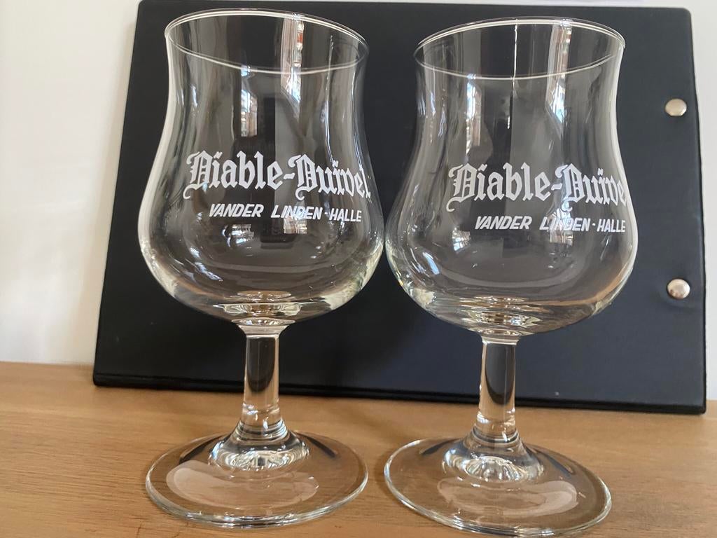 Br Vander Linden Halle. (Duivelsbier)., Ophalen of Verzenden, Zo goed als nieuw