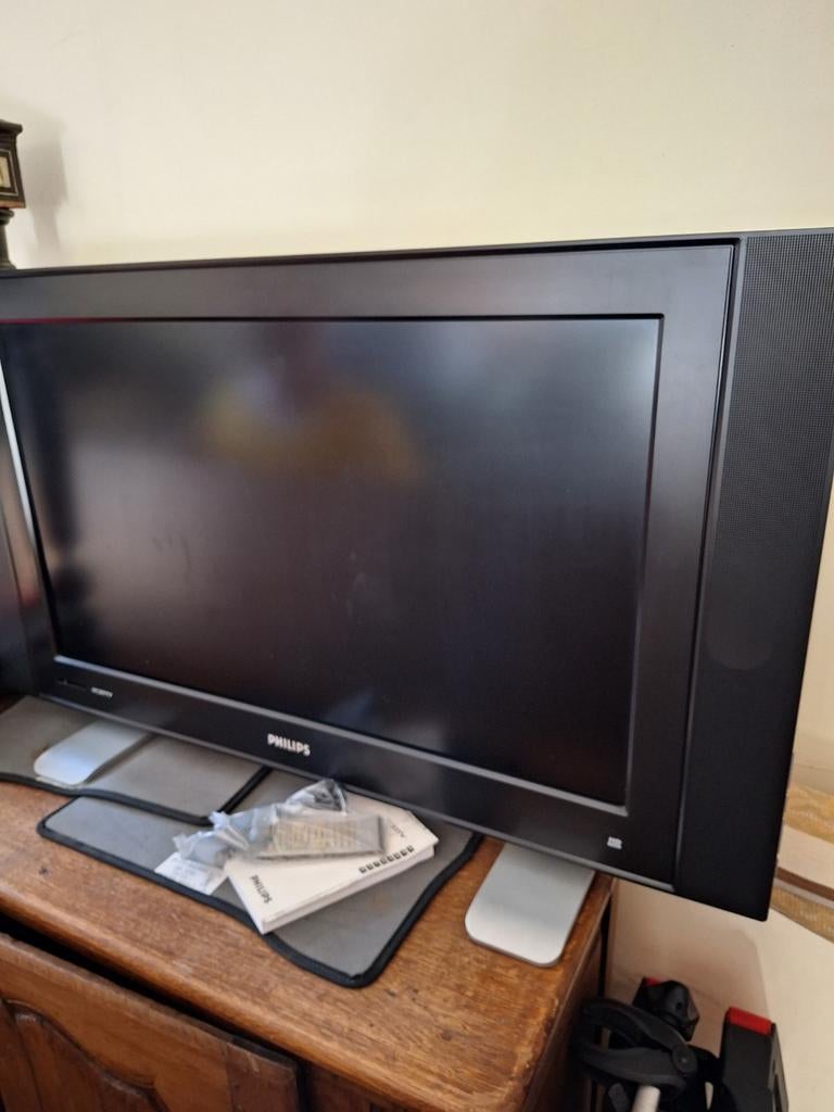 Flat TV Philips 94cm scherm LED, Audio, Tv en Foto, Televisies, Ophalen of Verzenden, Zo goed als nieuw, LED, Philips