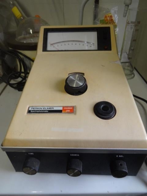 Laboratorium spectrophotometer Perkin-elmer, Ophalen of Verzenden, Gebruikt, Overige meters