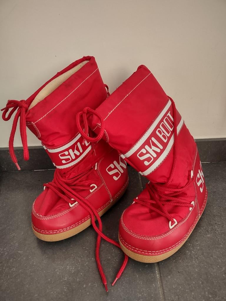 Rode sneeuwbotten - maat 35-37, Ophalen, Jongen of Meisje, Laarzen, Zo goed als nieuw