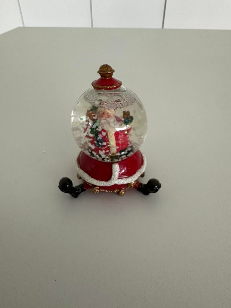 Sneeuwbol met kerstman, Ophalen of Verzenden, Zo goed als nieuw